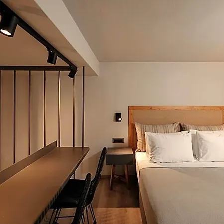Makava Your Luxe Urban Sanctuary Naxos City
